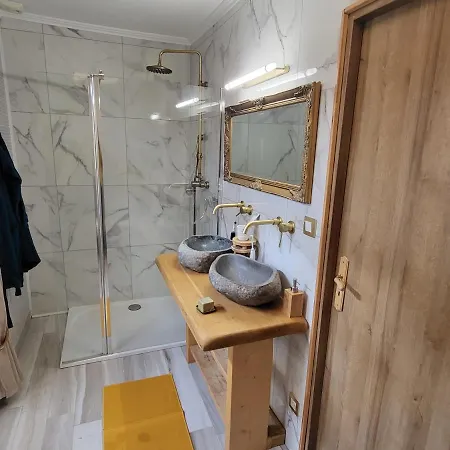 فندق مبيت وإفطار Le Jacuzzi Choisy-au-Bac