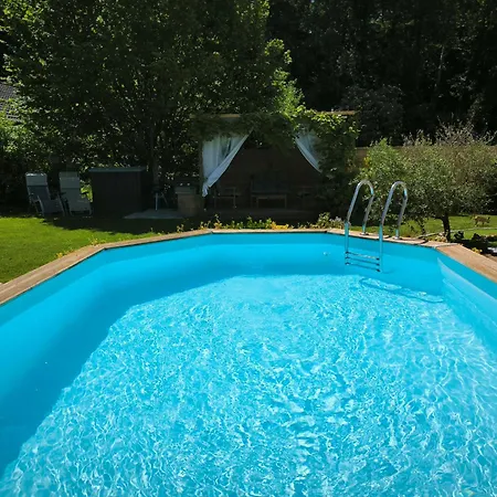 Alojamento de Acomodação e Pequeno-almoço Le Jacuzzi Choisy-au-Bac
