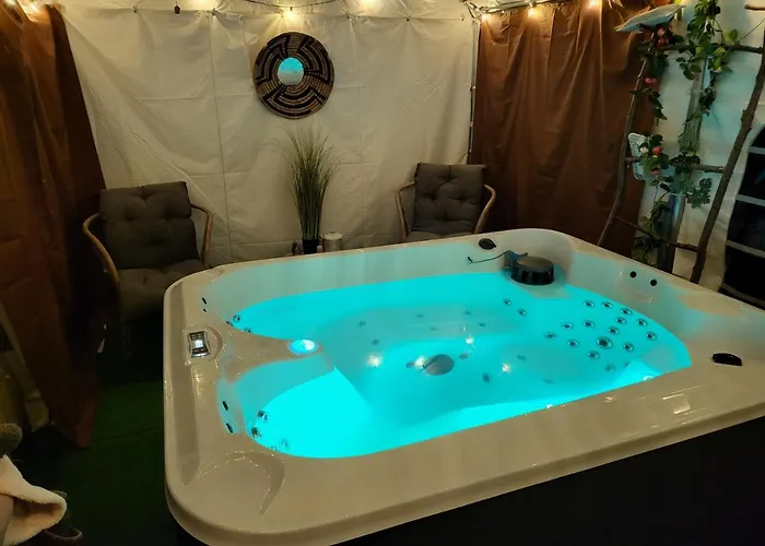 Le Jacuzzi Panzió Choisy-au-Bac